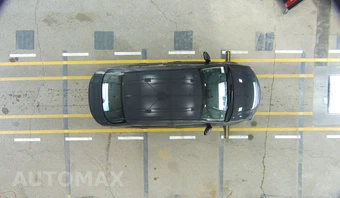 2025 Toyota Corolla LE Sedan - miniatura 17