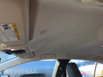 2025 Toyota Corolla LE Sedan - miniatura 18