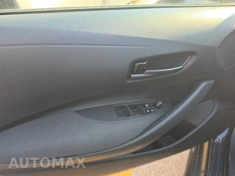 2025 Toyota Corolla LE Sedan - miniatura 9