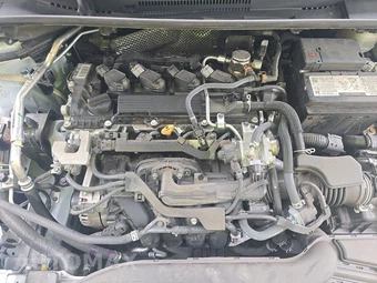 2025 Toyota Corolla LE Sedan - miniatura 16