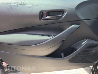 2025 Toyota Corolla LE Sedan - miniatura 9
