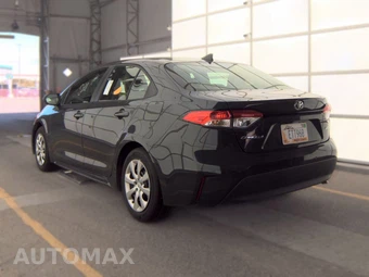 2025 Toyota Corolla LE Sedan - miniatura 6