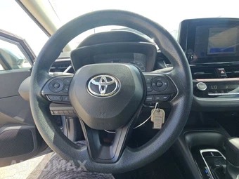 2025 Toyota Corolla LE Sedan - miniatura 10