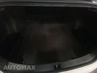 2025 Toyota Corolla SE Sedan - miniatura 16