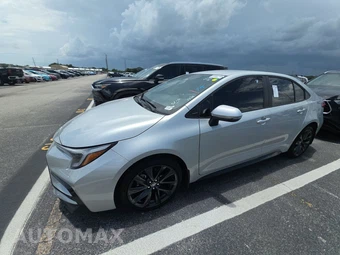 2025 Toyota Corolla SE Sedan