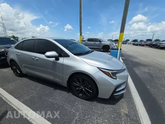 2025 Toyota Corolla SE Sedan - miniatura 3