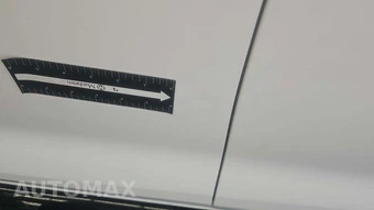 2025 Toyota Corolla SE Sedan - miniatura 30