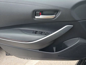 2025 Toyota Corolla SE Sedan - miniatura 15