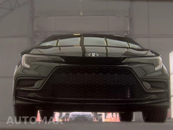 2025 Toyota Corolla SE Sedan - miniatura 3
