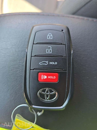 2025 Toyota Corolla SE Sedan - miniatura 8