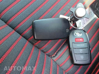 2025 Toyota Corolla XSE Sedan - miniatura 5