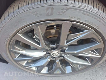 2025 Toyota Crown Signia Limited - miniatura 18