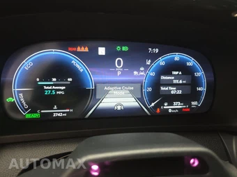 2025 Toyota Crown Signia Limited - miniatura 12