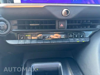 2025 Toyota Crown Signia Limited - miniatura 25