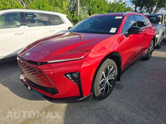 2025 Toyota Crown Signia XLE