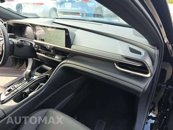 2025 Toyota Crown XLE – miniatura 19