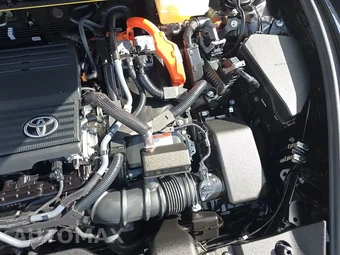 2025 Toyota Crown XLE – miniatura 28