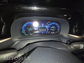 2025 Toyota Crown XLE – miniatura 12