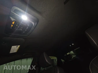 2025 Toyota Crown XLE – miniatura 17