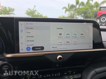 2025 Toyota Crown XLE – miniatura 27