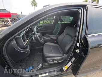 2025 Toyota Crown XLE – miniatura 6