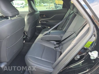 2025 Toyota Crown XLE - miniatura 13