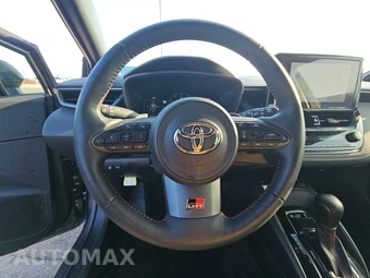 2025 Toyota GR Corolla Premium Plus - miniatura 10
