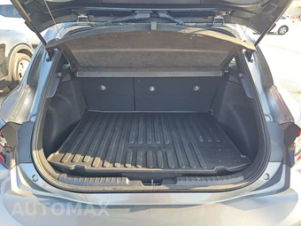 2025 Toyota GR Corolla Premium Plus - miniatura 16