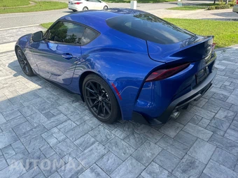 2025 Toyota GR Supra 3.0 - miniatura 5