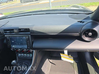 2025 Toyota GR86 – miniatura 19