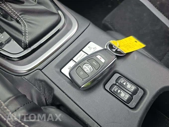2025 Toyota GR86 Premium – miniatura 8