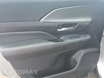 2025 Toyota Grand Highlander Hybrid LE - miniatura 9