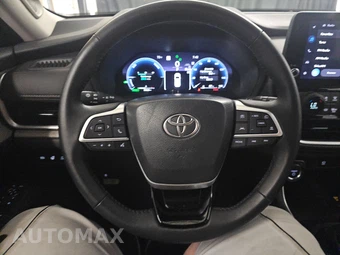 2025 Toyota Grand Highlander Hybrid XLE - miniatura 10