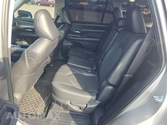 2025 Toyota Grand Highlander Hybrid XLE - miniatura 13