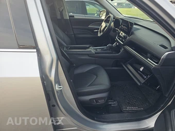 2025 Toyota Grand Highlander Hybrid XLE - miniatura 8