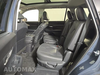 2025 Toyota Grand Highlander Platinum - miniatura 13