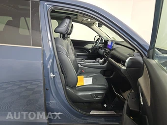 2025 Toyota Grand Highlander Platinum - miniatura 8