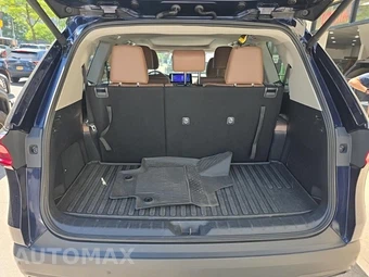 2025 Toyota Grand Highlander Platinum - miniatura 20