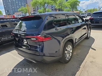 2025 Toyota Grand Highlander Platinum - miniatura 4