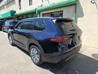 2025 Toyota Grand Highlander Platinum - miniatura 6