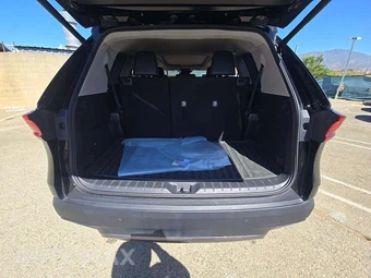 2025 Toyota Grand Highlander Platinum - miniatura 15