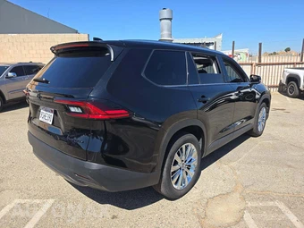 2025 Toyota Grand Highlander Platinum - miniatura 3