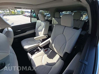 2025 Toyota Grand Highlander Platinum - miniatura 13