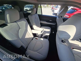 2025 Toyota Grand Highlander Platinum - miniatura 17