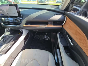 2025 Toyota Grand Highlander Platinum - miniatura 20