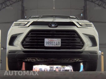2025 Toyota Grand Highlander XLE - miniatura 3
