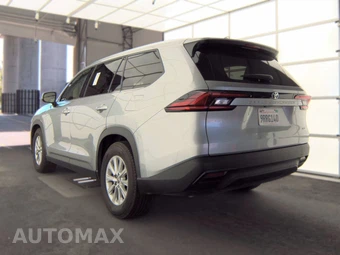 2025 Toyota Grand Highlander XLE - miniatura 8