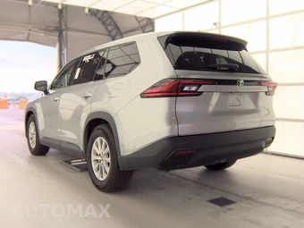2025 Toyota Grand Highlander XLE - miniatura 8