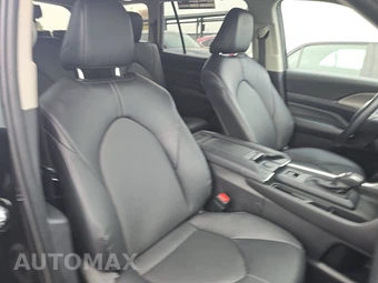 2025 Toyota Grand Highlander XLE - miniatura 8