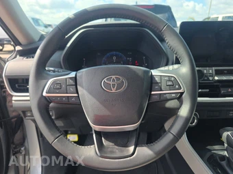 2025 Toyota Grand Highlander XLE - miniatura 10